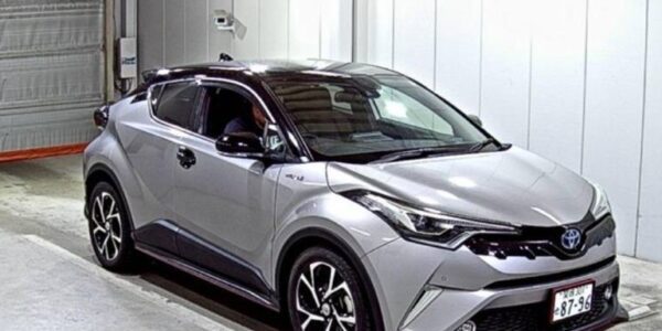 Toyota C-HR G-LED Hybrid car for sale in Gulshan Dhaka