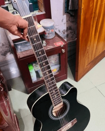 TGM Guiter for sale in Khulna