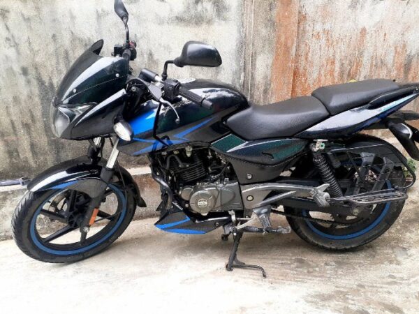 Bajaj Pulsar 150 DTSi Twin Disc Motorbike for sale in Noakhali