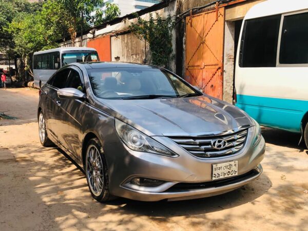 Hyundai Sonata 2012 Car For Sale in Dhaka