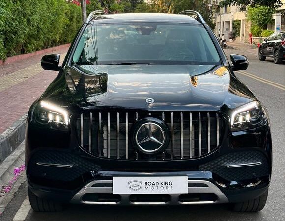 Mercedes-Benz GLS 450 4Matic Car For Sale at Gulshan in Dhaka