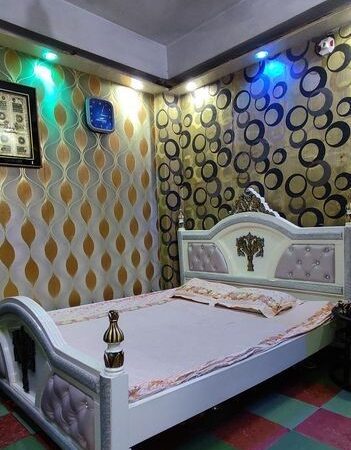 King size luxury bed 6/7 for sale in Chaukbazar Dhaka