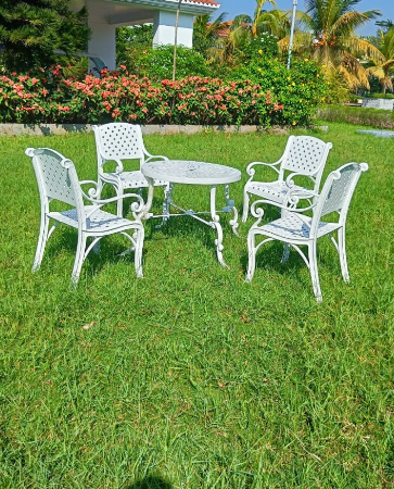 Beautiful outdoor garden furniture for Sale in Dhaka