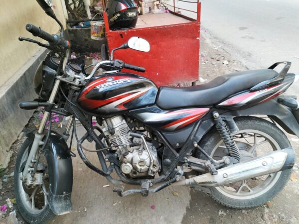 Bajaj Discover 125