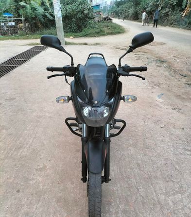 Bajaj Pulsar 150 2014 for sale in uttara Dhaka