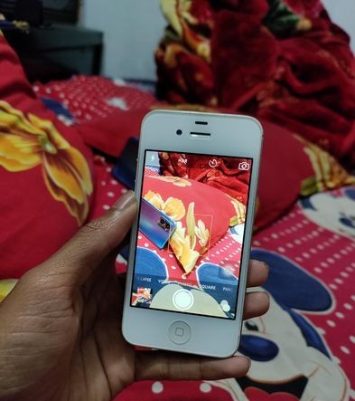 Apple iPhone 4S . (Used) For sale in Habiganj, Sylhet Division