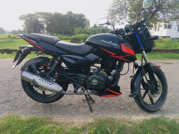 Pulsar Double Disc 150cc Motorcycle For Sale at Brahmanbaria in Chattogram