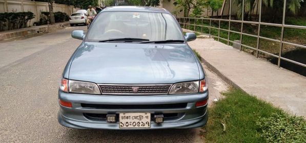 Toyota Corolla 1993 Car For Sale at Bashundhara City in Dhaka