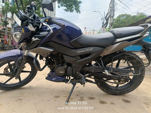 TVS Raider 2022 Model Motorcycle For Sale at Manik Nagor in Dhaka