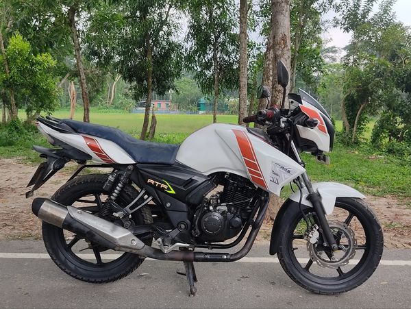 TVS Apache RTR 150cc Motorcycle For Sale at Bhuiyar Hat Feni in Chattogram