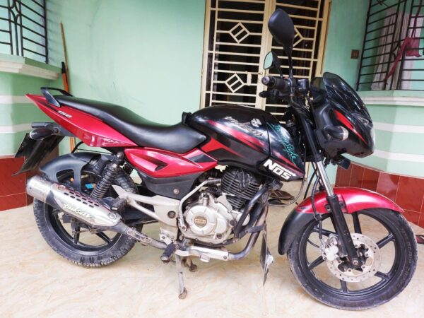 Bajaj Pulsar 150cc Motorcycle For Sale at Fatiksori in Chattogram