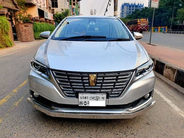 Toyota Premio 2016 Car For Sale at J Block Baridhara in Dhaka