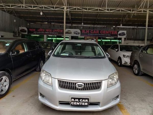 Toyota Axio 2006 Car For Sale at J Block, Baridhara in Dhaka