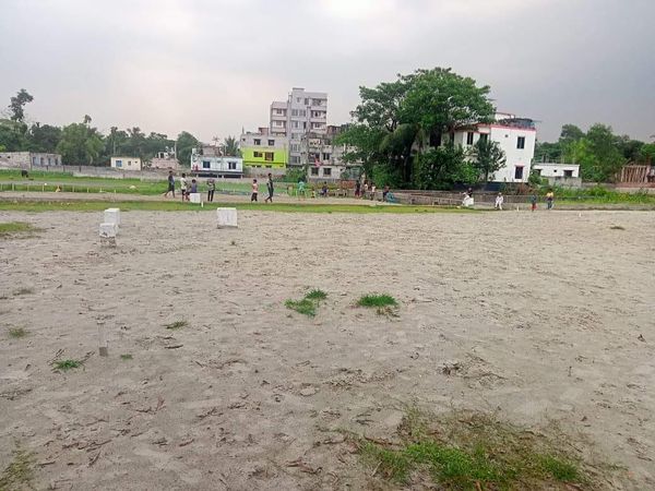 উত্তরখান মাস্টারপাড়া ১০ ফিট রোডের সাথে ২.০, ৩.০, ৩.৫, ৫.০ কাঠার রেডি প্লট গুলো বিক্রি করা হবে