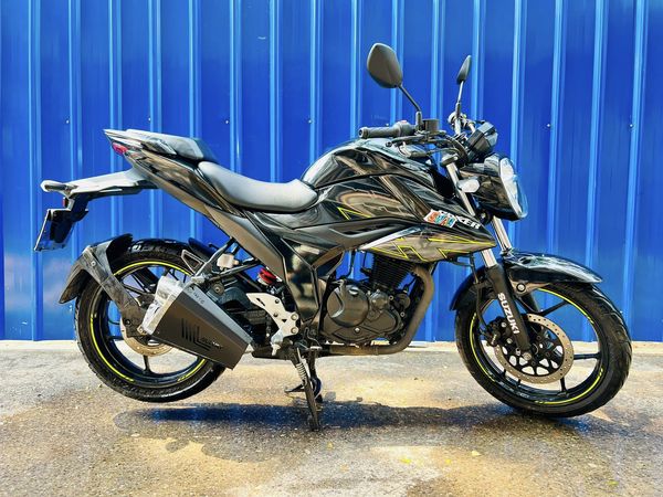 Suzuki Gixxer FI DD V4 2023 Motorcycle For Sale at Mirpur in Dhaka