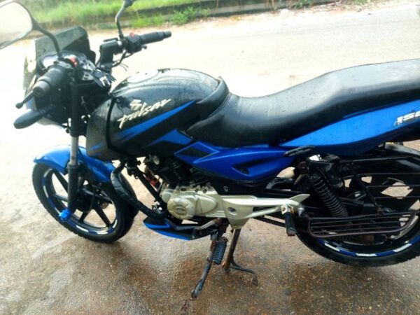 Bajaj Pulsar 150cc Motorcycle For Sale at Begumganj, Jamidarhat Noakhali in Chattogram