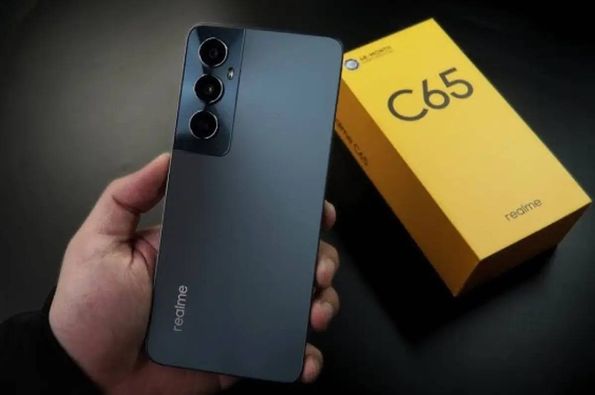 Realme C65 ( official phone) For Sale at Mirpur-6 in Dhaka