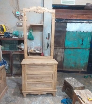 Dressing table for sell in Mirpur, Dhaka