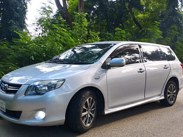 Toyota Axio Fielder G Car For Sale at Agrabad in Chattogram