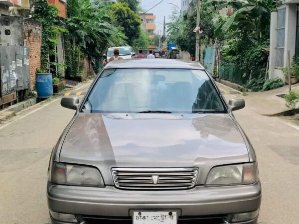 Toyota Vista Lumiere 1996 Car For Sale at Naogaon in Rajshahi