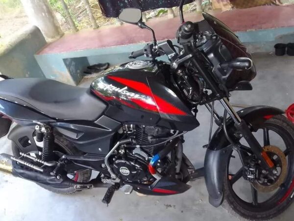 Bajaj Pulser Single Disc Motorcycle For Sale in Barisal