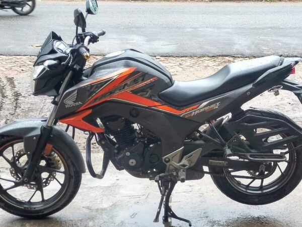 CB Hornet Motorcycle For Sale at Alenga Kalihati Tangail in Dhaka