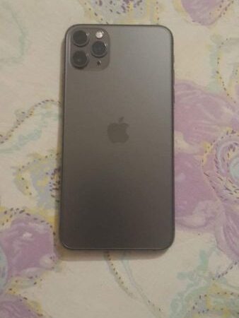 I Phone 11 Pro Max Mobile Phone For Sale at Uttara Sector 13 in Dhaka