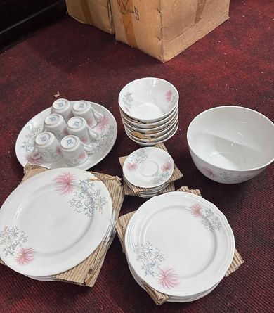 32 pcs New Dinner set for sale in Panchlaish, Chattogram