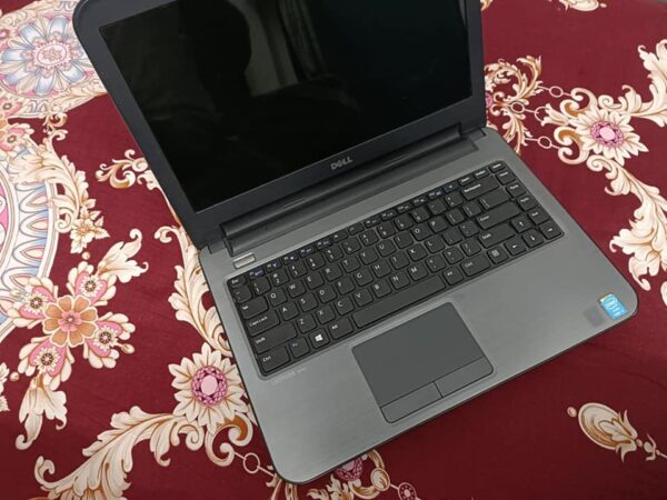 Laptop Dell latitude 3440 i3 4th gen 8gb ram, 500gb HDD for sale at Mohammadpur in Dhaka