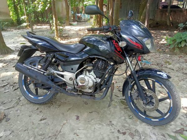 Bajaj Pulsar 150cc Motorcycle For Sale at Kaliganj Thana Gazipur in Dhaka