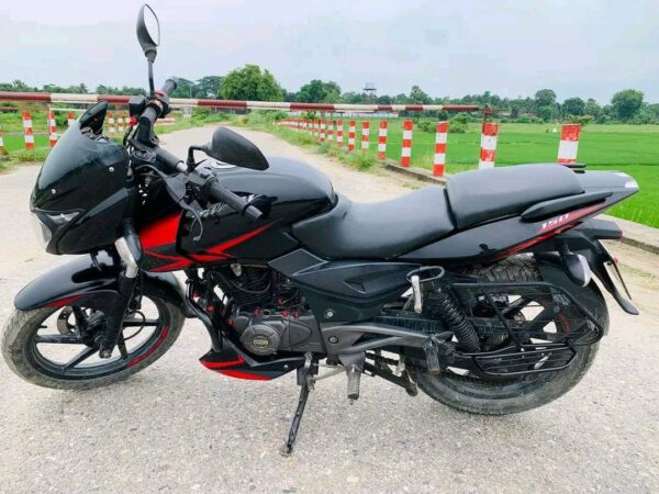 Bajaj Pulsar 150cc Motorcycle For Sale at Mawna Sreepur Gazipur in Dhaka