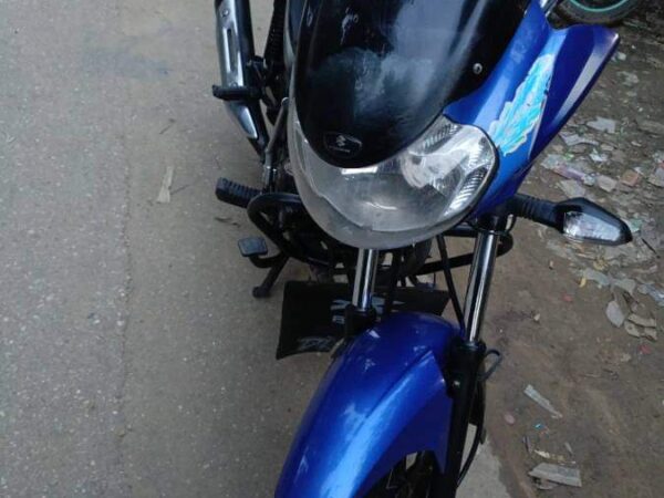 Bajaj Discover 125CC Motorcycle For Sale at Valuka in Mymensingh