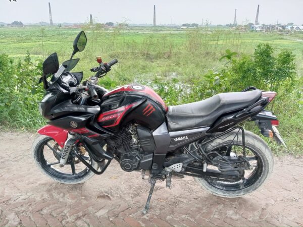 Yamaha Fazer V1 150cc Motorcycle For Sale at Narayananj in Dhaka