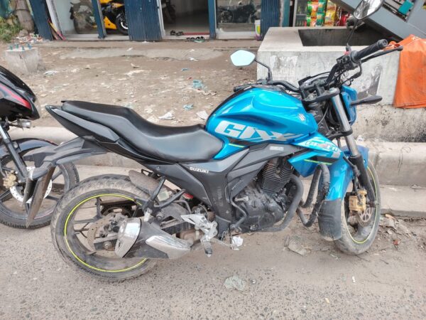 Suzuki Gixxer 2018 Motorcycle For Sale at Borobari, Gazipur in Dhaka