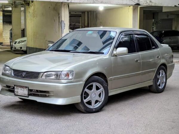 Toyota Corolla AE 111 LX Limited Car For Sale at Mirpur-1 in Dhaka