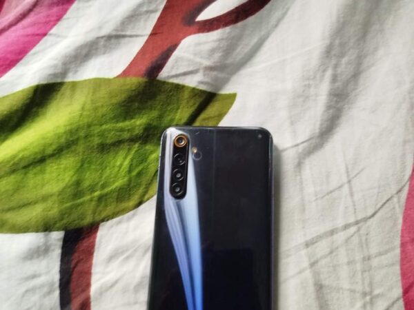 Realme 6 Mobile Phone For Sale at Maniknagar, Mugda in Dhaka