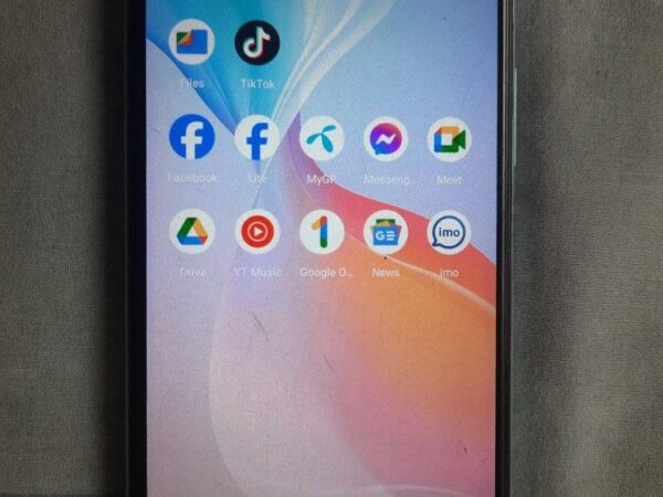 Vivo Y21 Ram:4+1 Rom:64 Full fresh condition for sale at Atar Bajar,Chirirbandar in Dinajpur.