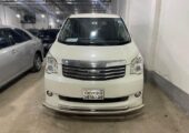 Toyota x Noah (x smart) Model-2012(push start) Used for sale in Uttara Dhaka.