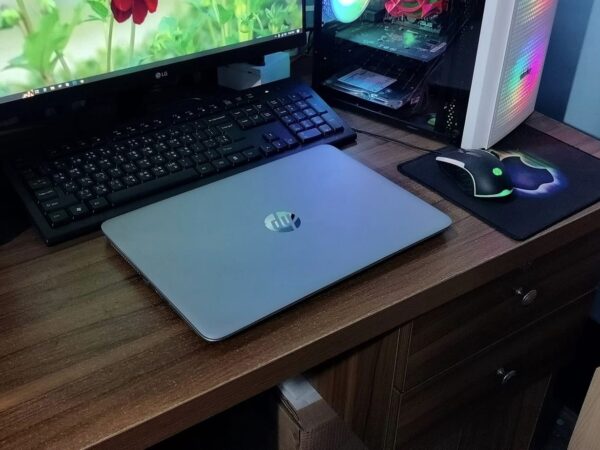 HP 840 g3 i5 6gen 8gb ram 256gb m.2 ssd Modal Laptop Used For Sale In Lalbag, Rangpur.