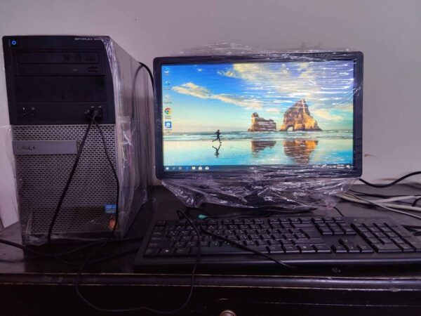 I5 3rd gen 500 gb hard dix 8gb ram New Dell brand Used pc For Sale at Lalbagh In Old Dhaka.