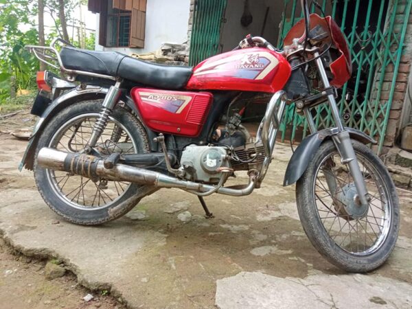 Dayang 80cc ব্যবহৃত মটরসাইকেলটি বিক্রয় করা হবে, দিনাজপুর সদর।