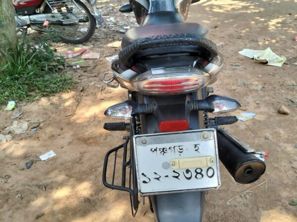 Discover 125CC Used Motorcycle Sale at Birganj In Dinajpur.