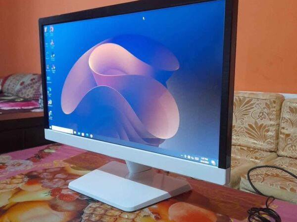 LG 19 inch LED+HD Monitor Used for sale at Chariapara in Chittagong.