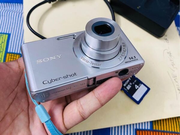 Sony cyber shot Camera HD Used For Sale in Barisal city .