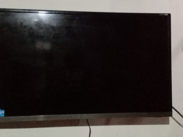 LED SINGER TV ৩২ ” বিক্রি হবে চাউল্লিয়াপট্টি সদর দিনাজপুর।