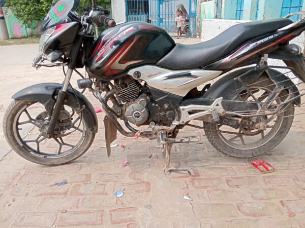 Bajaj Discover ST 125 cc disc Used Motorcycle For Sale at Bhairab In Dhaka.