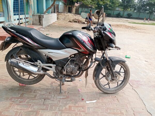 Bajaj Discover ST 125 cc disc Used Motorcycle For Sale at Bhairab In Dhaka.