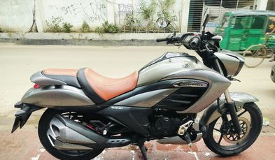 Suzuki Intruder ABS CARburetor 2018 for sale in Malibag, Dhaka