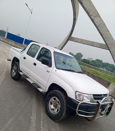 Toyota Hilux 2005 for sale in Basundhara, Dhaka