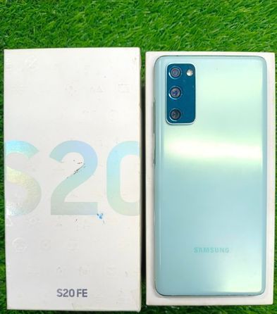 Samsung Galaxy S20 FE Super Exchang Offer for sale in Sonadanga, Khulna